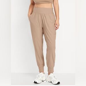 NWT Old Navy Active High-Rise High-Waisted PowerSoft 7/8-Length Joggers Pants